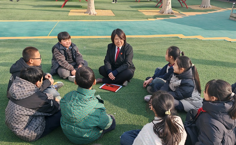 ����������Ժ�����߽�Ͻ��Сѧ��չ�շ������